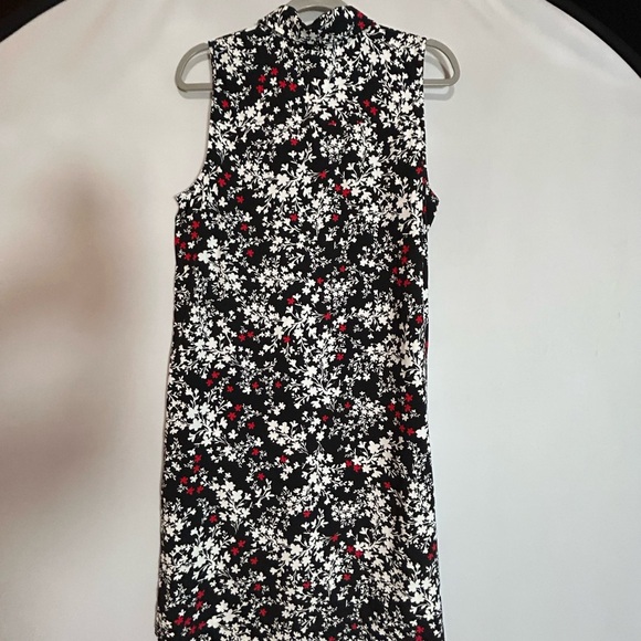 J. Jill Black and White Floral Button Dress - Picture 4 of 9
